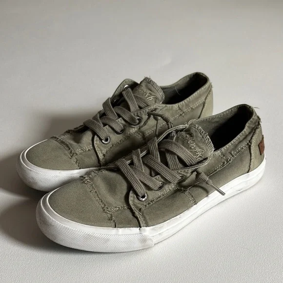 Blowfish Malibu army green casual slip on canvas sneakers - Picture 2 of 8